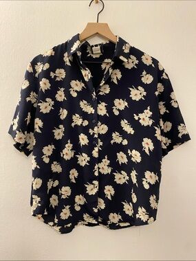 Vintage Navy Floral Short-Sleeve Button-Down Shirt - Navy Cream
